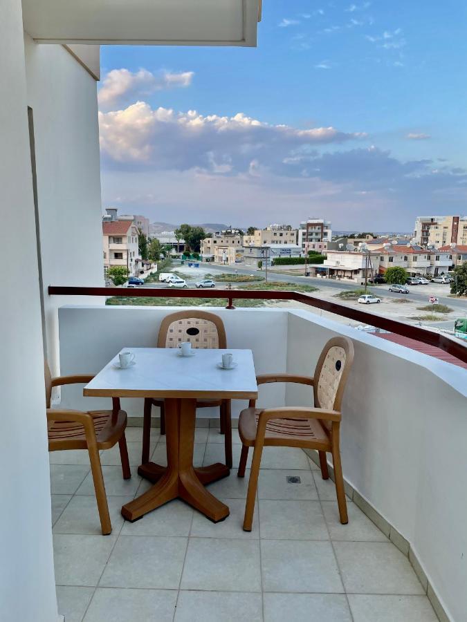 Cyprus Penelope Apartment Larnaca Exterior photo